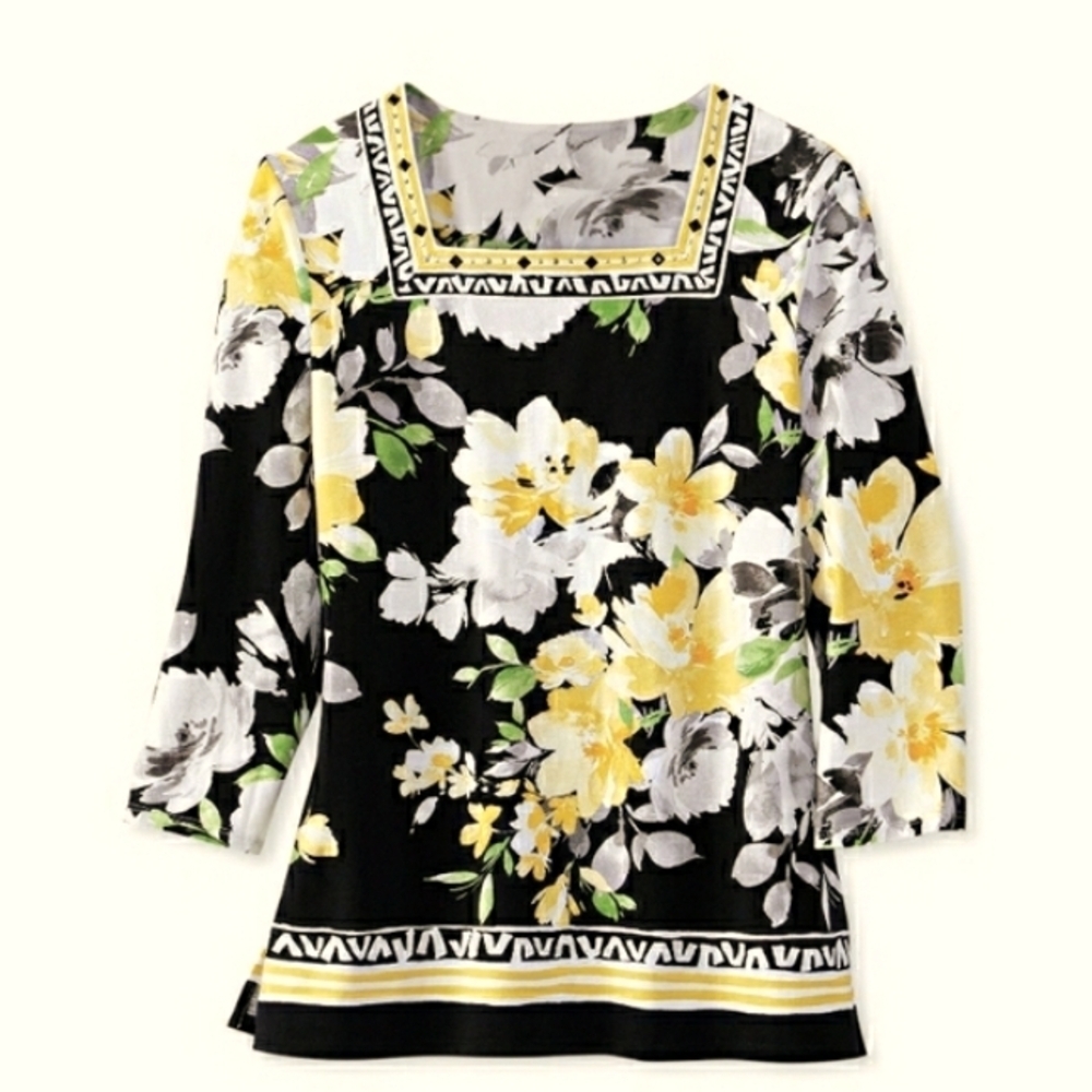 Alfred Dunner Sunny Day Blooms Geo-Trim Top, Size PM